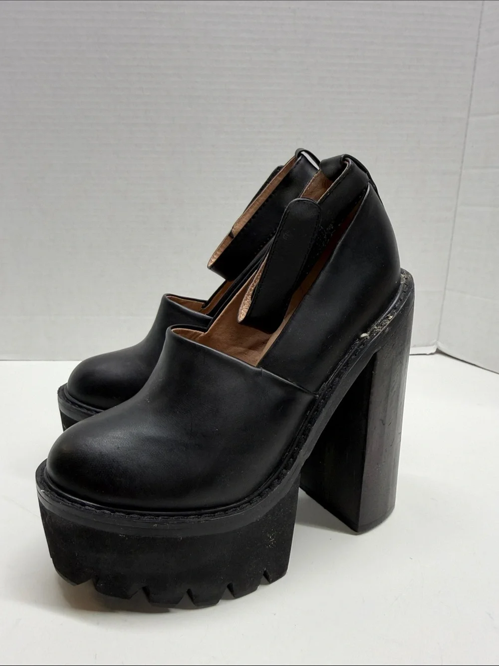 Jeffrey Campbell Scully Platform Heels Lug Sole High Heel Shoes Black Size 6.5